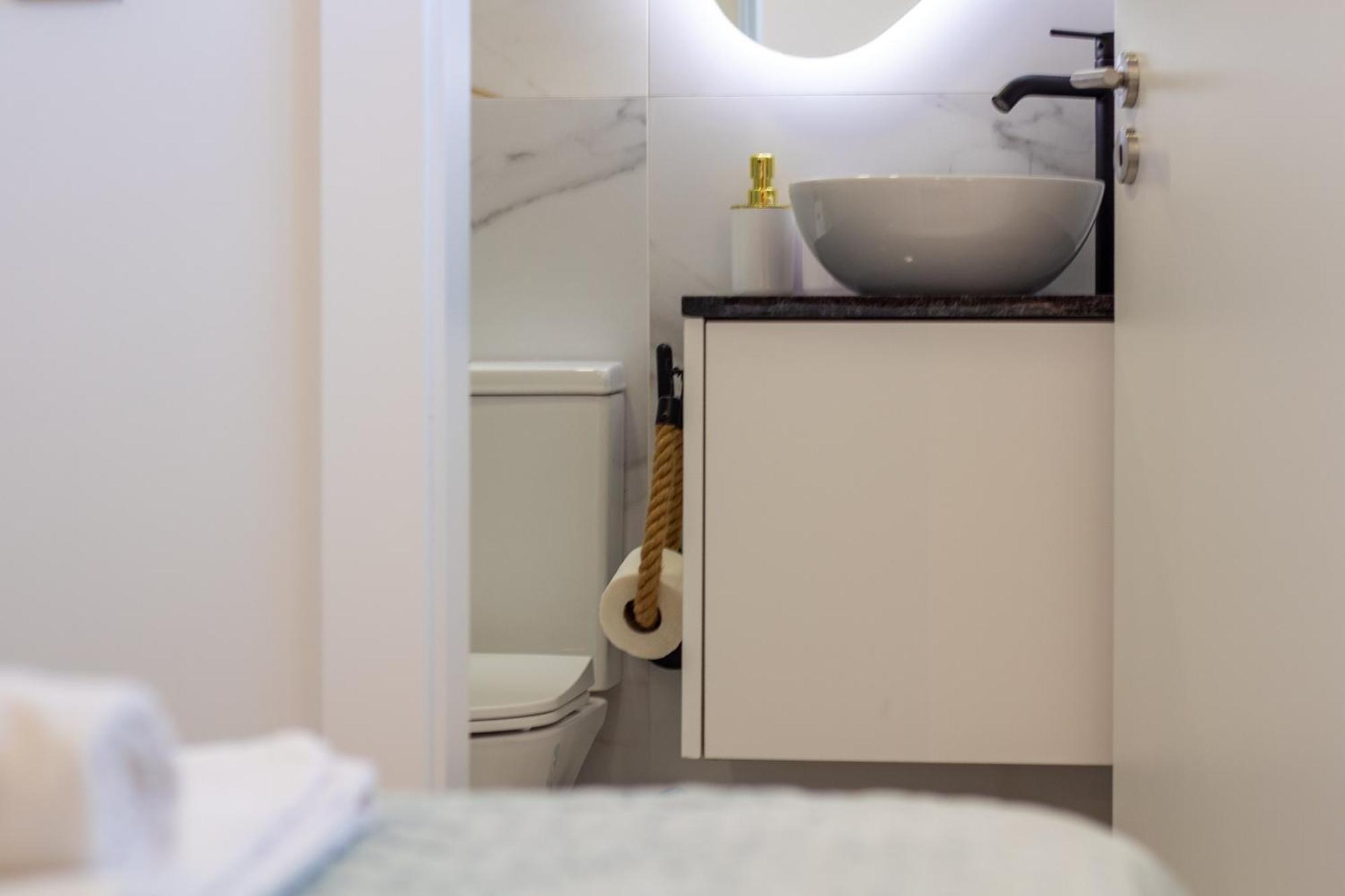 Apartamento Quiet Duplex W Patio In Lapa By Lovelystay Porto